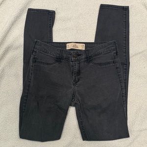 Black Skinny Jegging